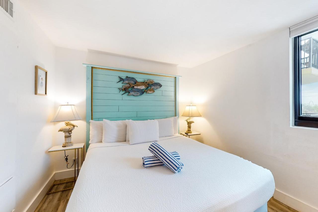 Sunbird E602 Apartment Panama City Beach